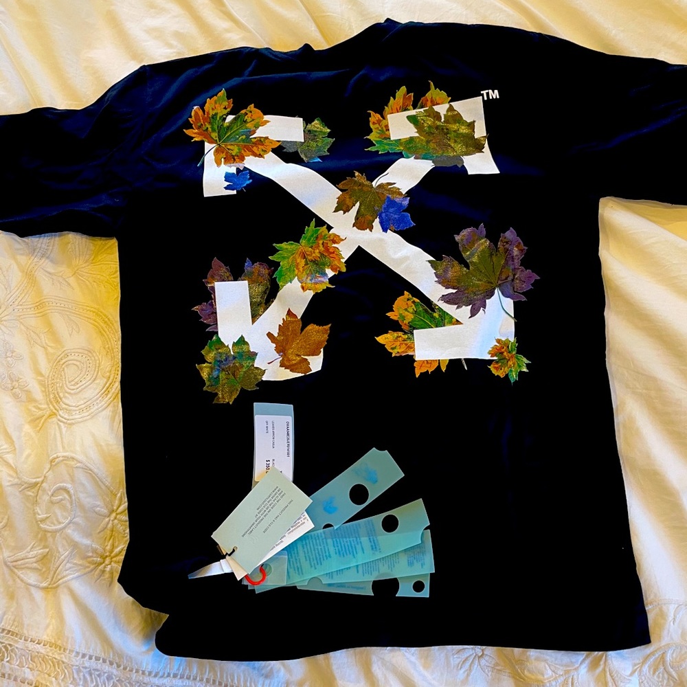 Off---White leaves arrow casual tee